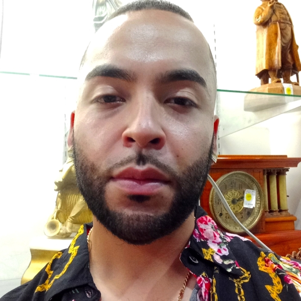 Meet your Posher, Eric